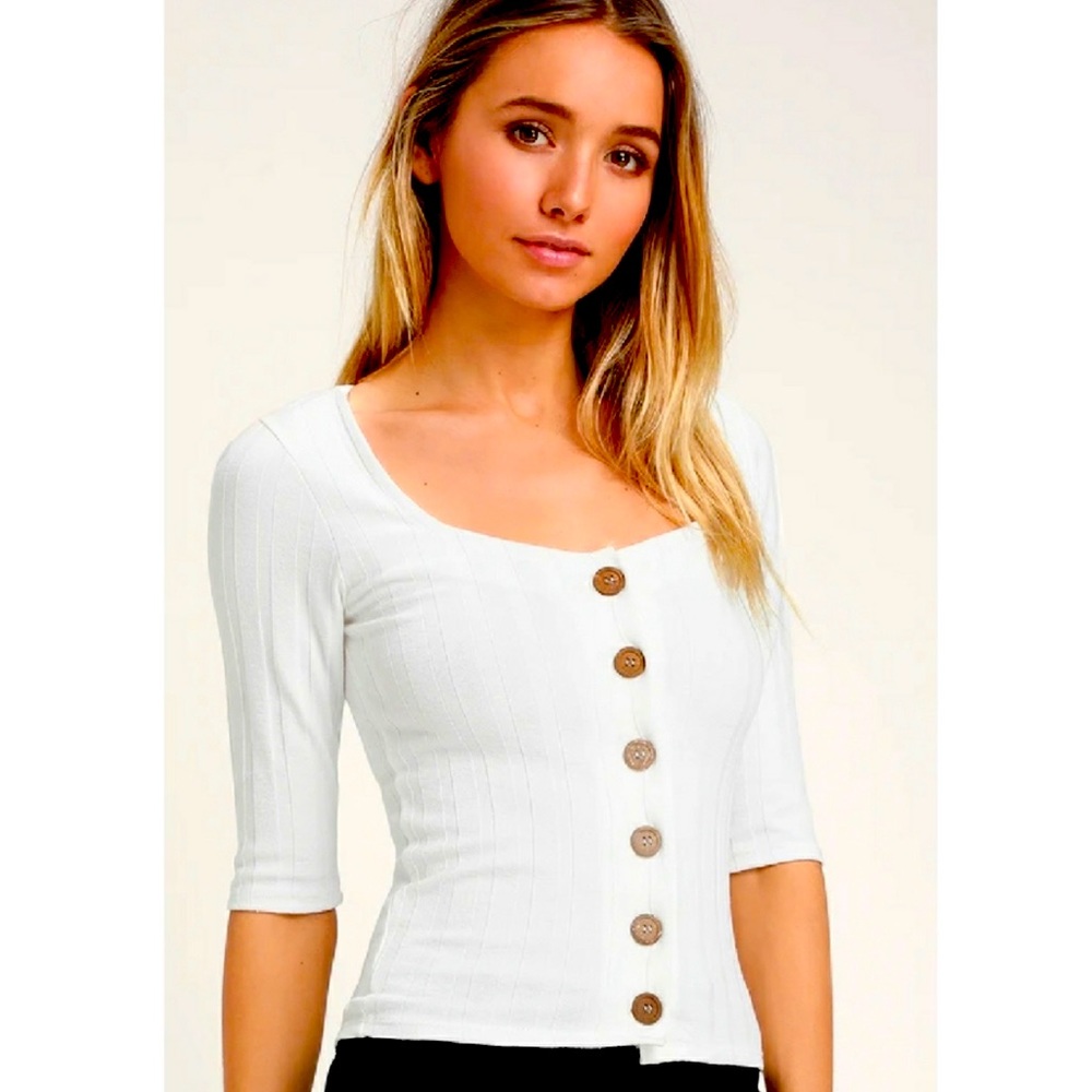 Three quarter length top